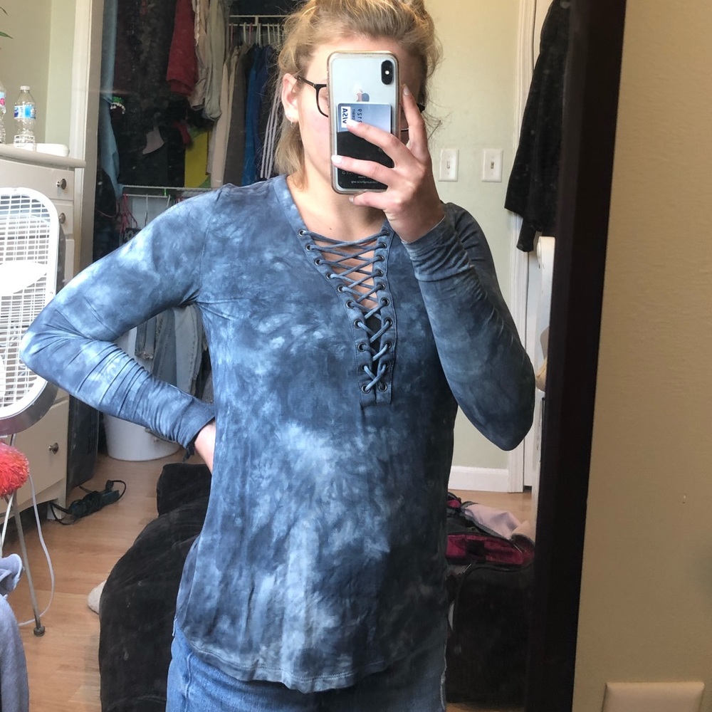 American Eagle Criss Cross Top